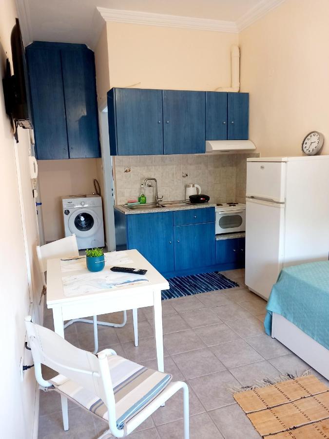 Central Apartments Eretria Екстер'єр фото