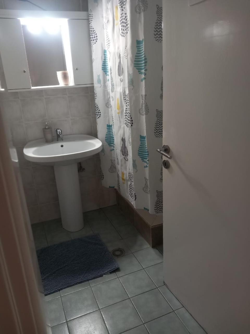Central Apartments Eretria Екстер'єр фото